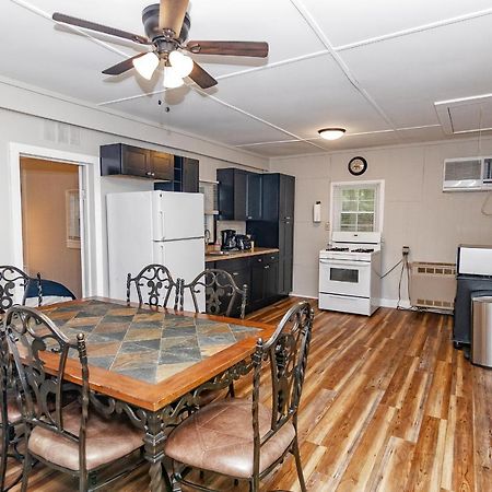 Camelback Cottage - On One Acre & Near Local Attractions Tannersville Bagian luar foto